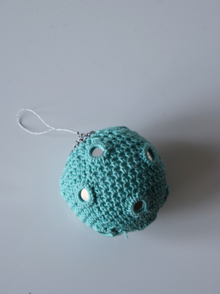 Single Turquoise Crochet Christmas Bauble with Mirrors