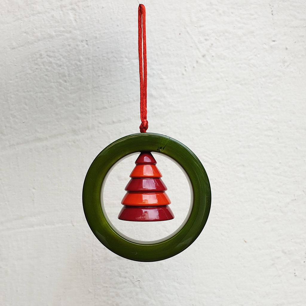 green ring with a red orange Christmas tree