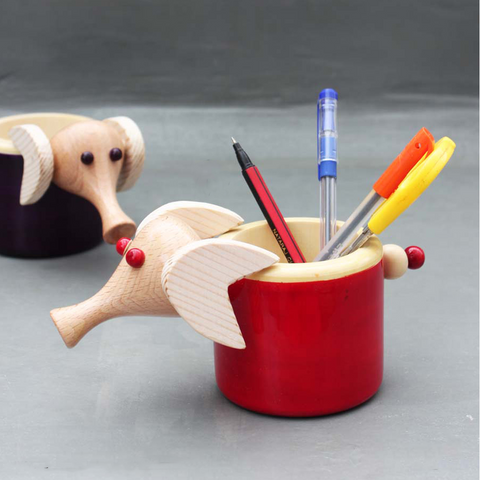 Red and purple wooden elephant pen stands